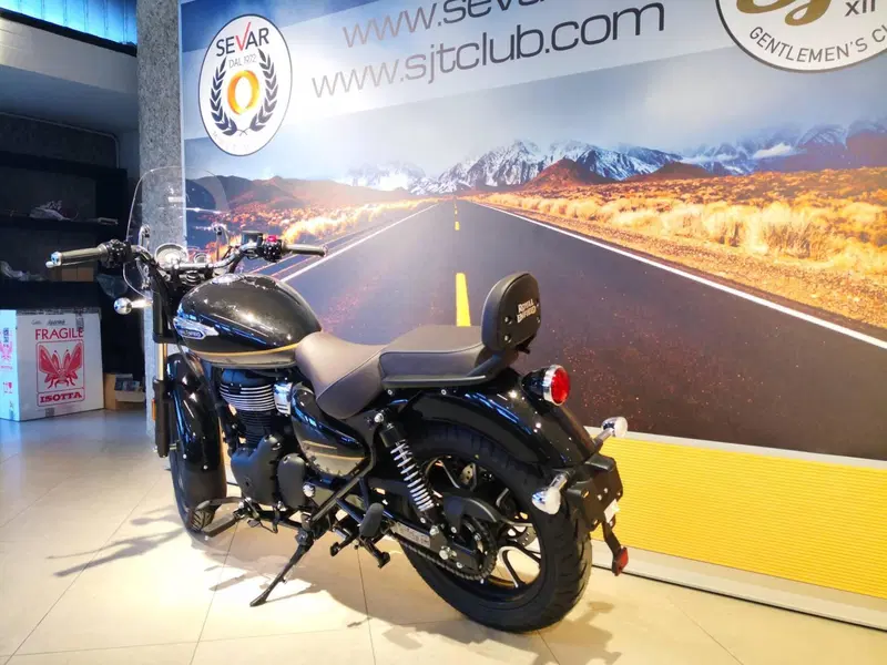 Royal Enfield Meteor 350 (2021 - 26) (8)