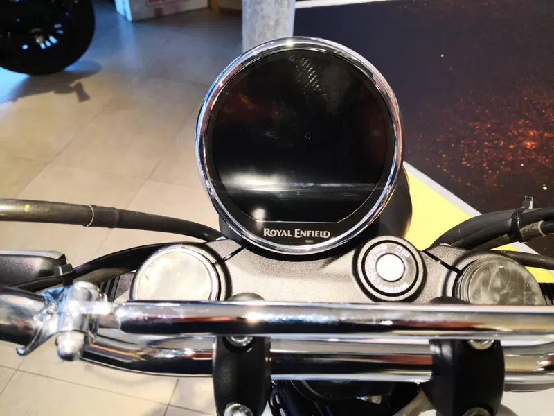 Royal Enfield Bear 650 (2025 - 26) (12)