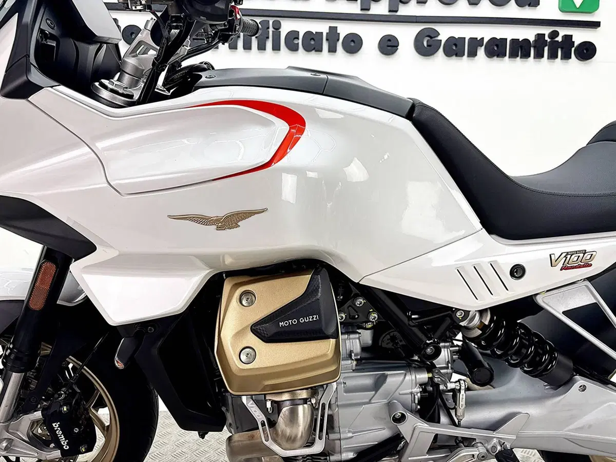 Moto Guzzi V100 Mandello (2022 - 24) (16)