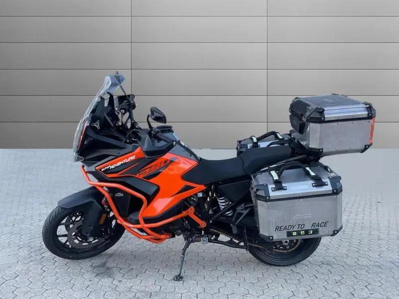 KTM 1290 Super Adventure S (2021)