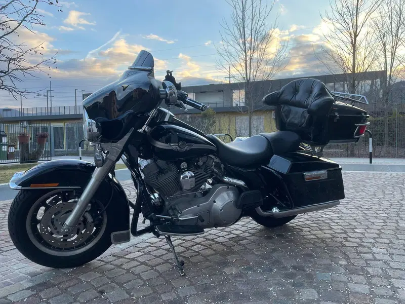 Harley-Davidson 1450 Electra Glide Standard (2001 - 03) - FLHT