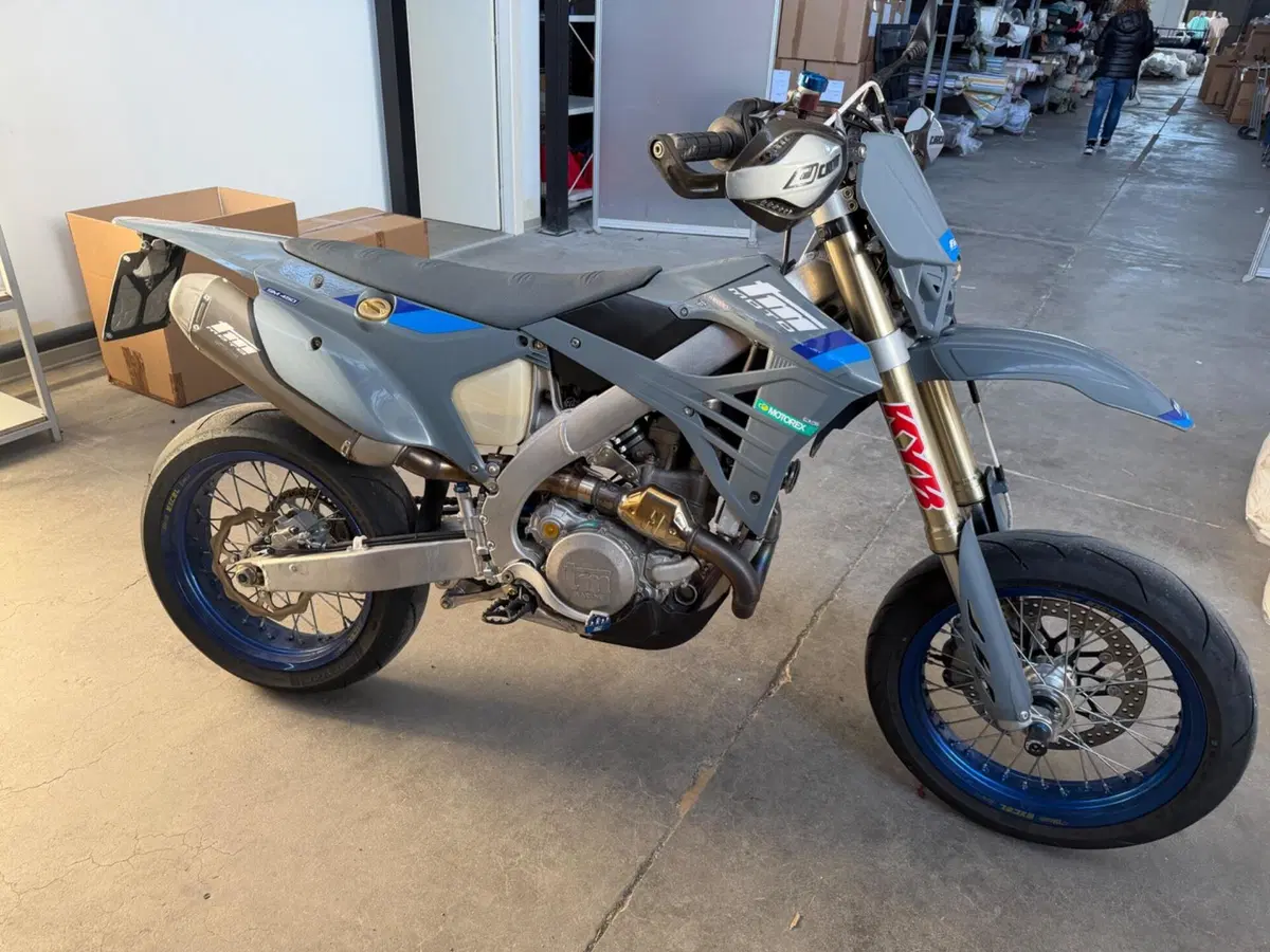 Tm Moto SMR 450 ES Fi 4T (2025)