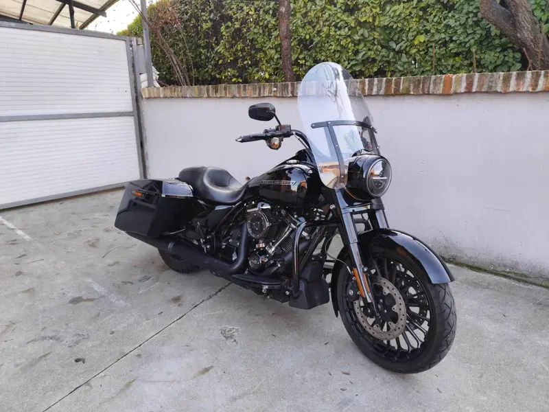 Harley-Davidson 107 Road King Special (2017 - 18) - FLHRXS (8)