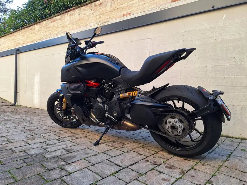 Ducati Diavel 1260 S (2021 - 22) (2)