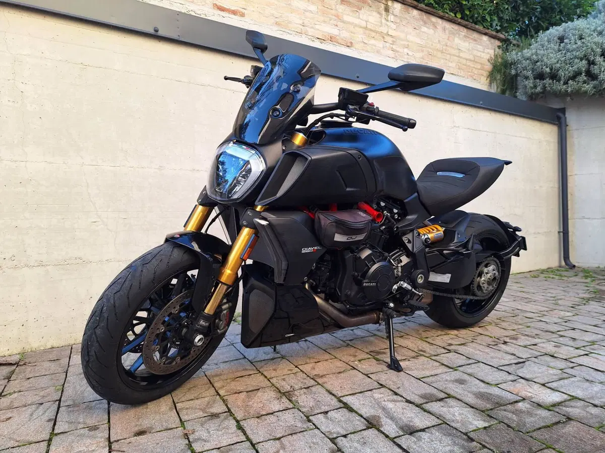 Ducati Diavel 1260 S (2021 - 22) (3)