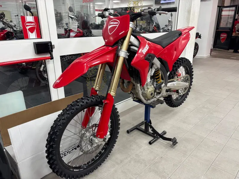 Ducati Desmo450 MX (2026) (2)