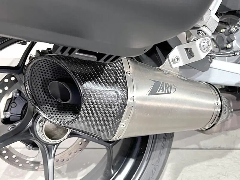 Moto Guzzi V100 Mandello S (2022 - 24) (3)