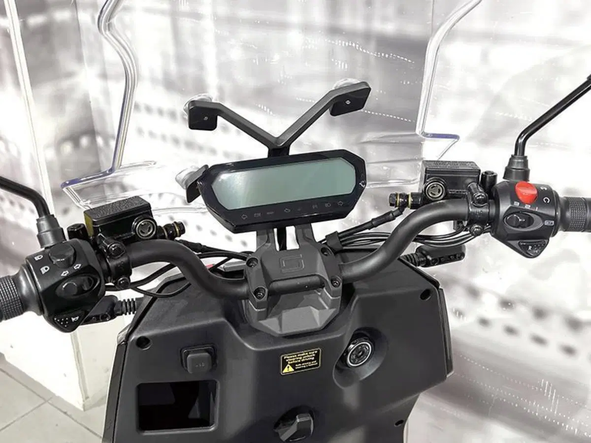 Super Soco CPx (2020 - 24) (5)