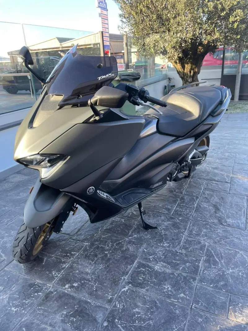 Yamaha T-Max 560 (2020 - 21) (2)
