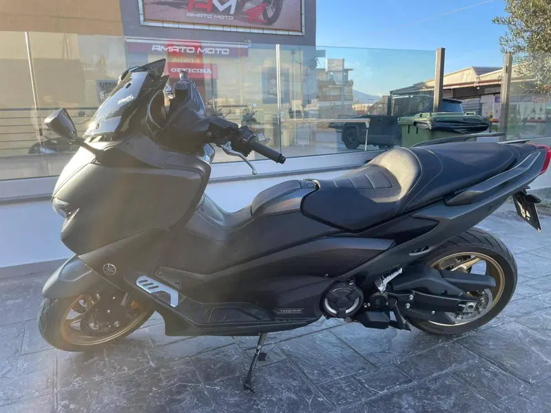 Yamaha T-Max 560 (2020 - 21)