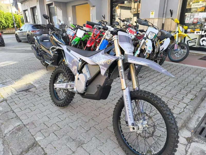 Stark Future Varg MX (2024 - 26) (4)