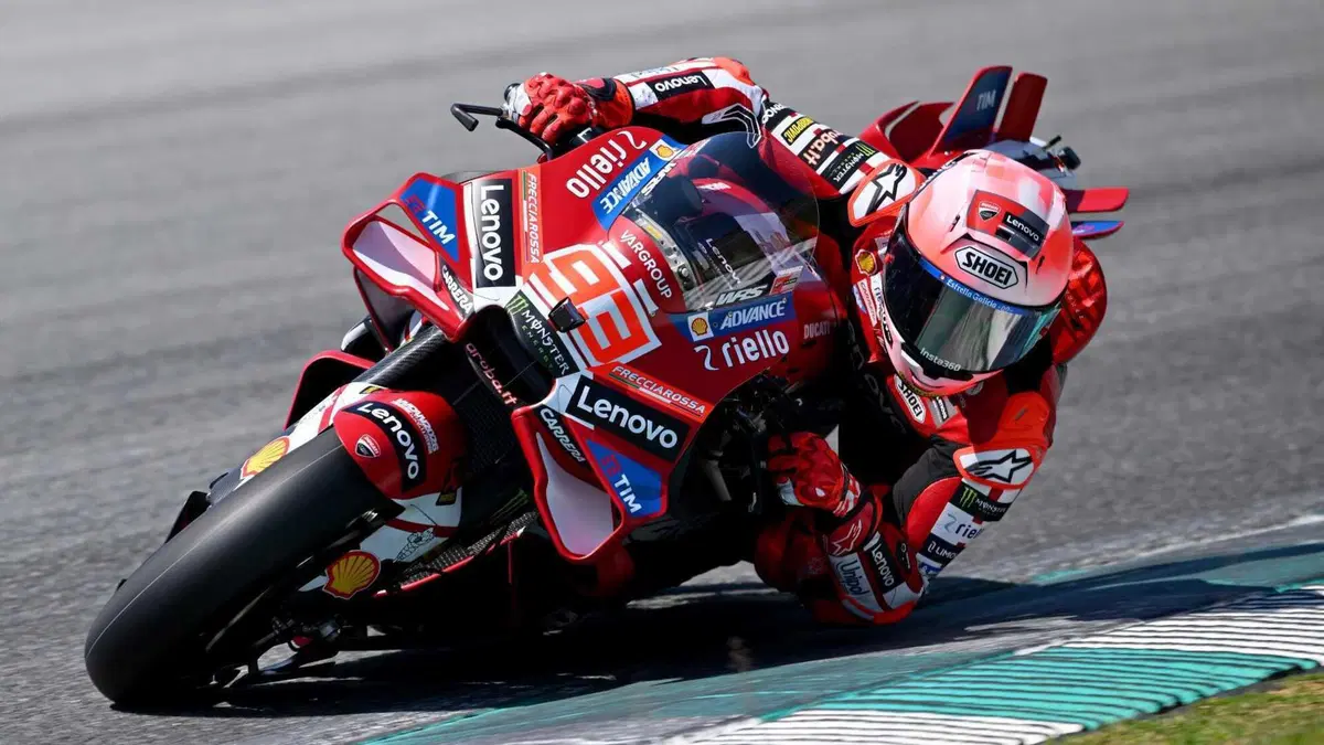 Foto dal 1° giorno di test ufficiali a Sepang
