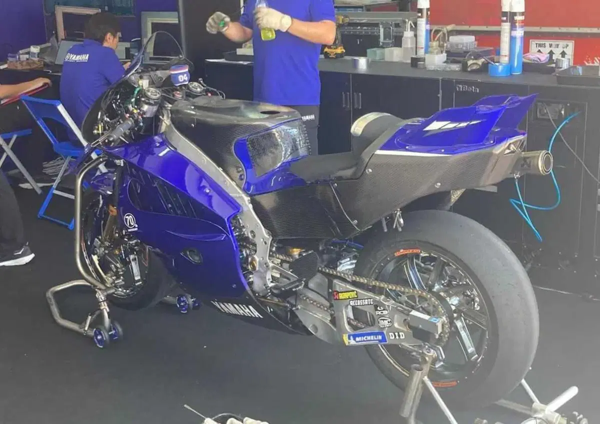 Foto dal 1° giorno di test ufficiali a Sepang (4)