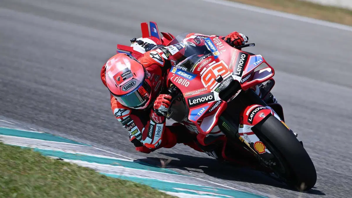 Foto dal 1° giorno di test ufficiali a Sepang (6)