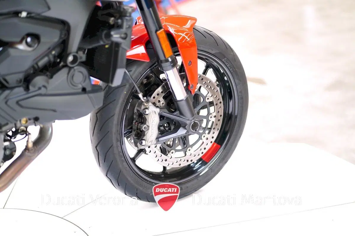 Ducati Monster 937 (2021 - 25) (9)