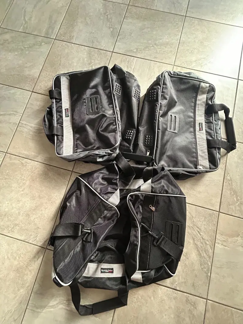 Moto Guzzi V85 TT Travel (2021 - 23) (6)