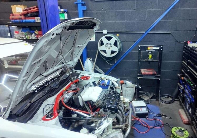 Motore Hayabusa, telaio Micra: la ricetta perfetta per il caos [VIDEO]