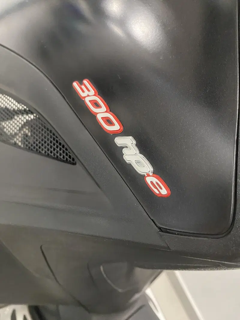 Piaggio Mp3 300 Hpe Sport (2019 - 20) (2)