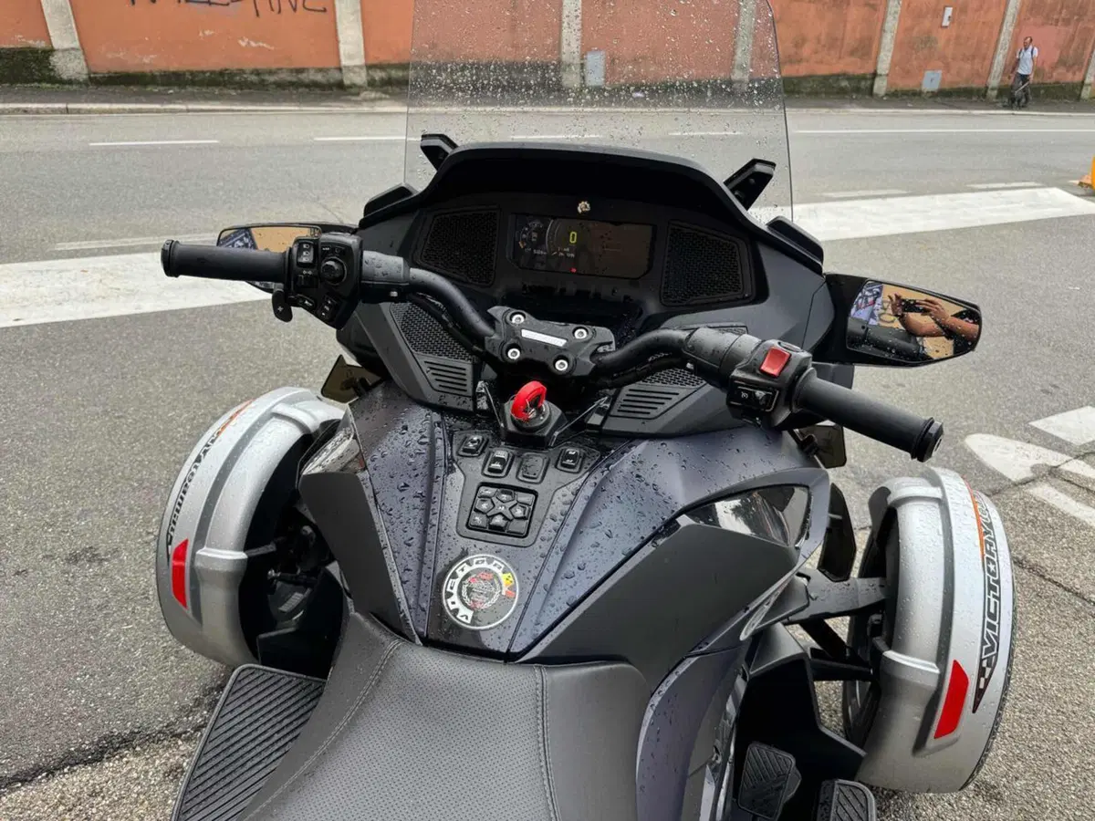 Can-Am Brp Spyder RT (2017 - 20) (5)