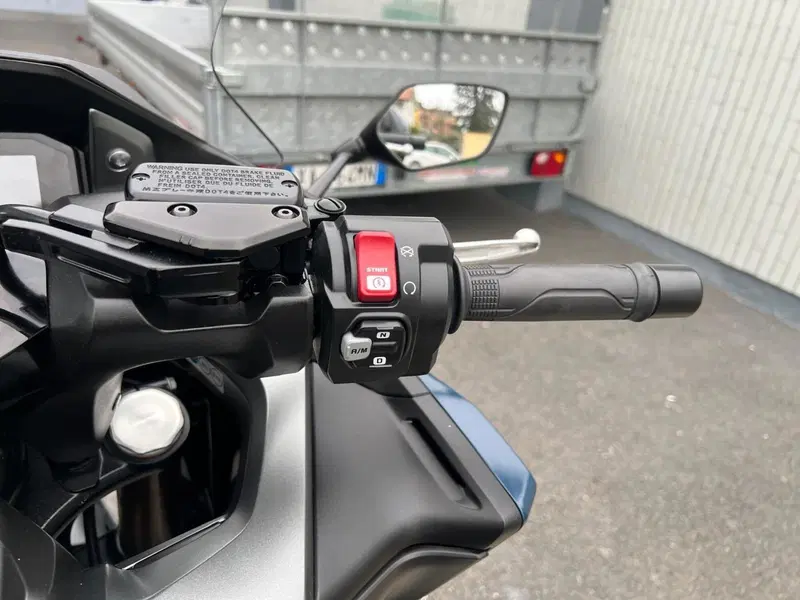 Honda Forza 750 DCT Travel (2021 - 24) (11)