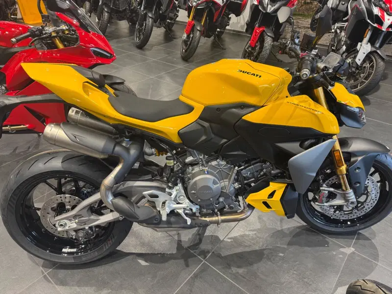 Ducati Streetfighter V2 S (2025 - 26) (13)