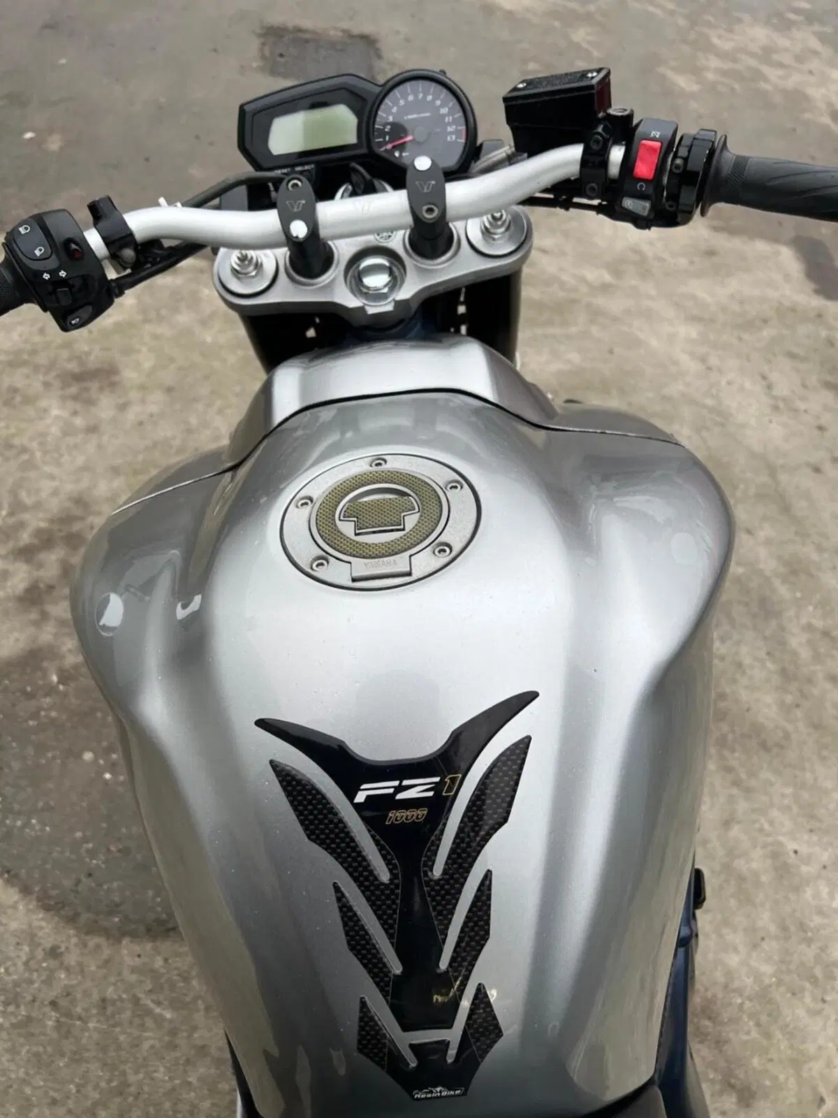 Yamaha FZ1 (2006 - 16) (5)