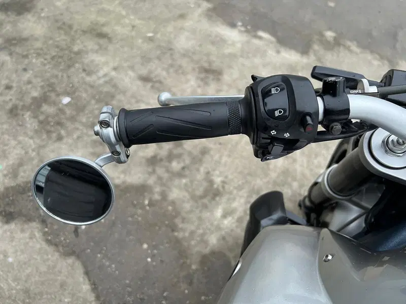 Yamaha FZ1 (2006 - 16) (11)