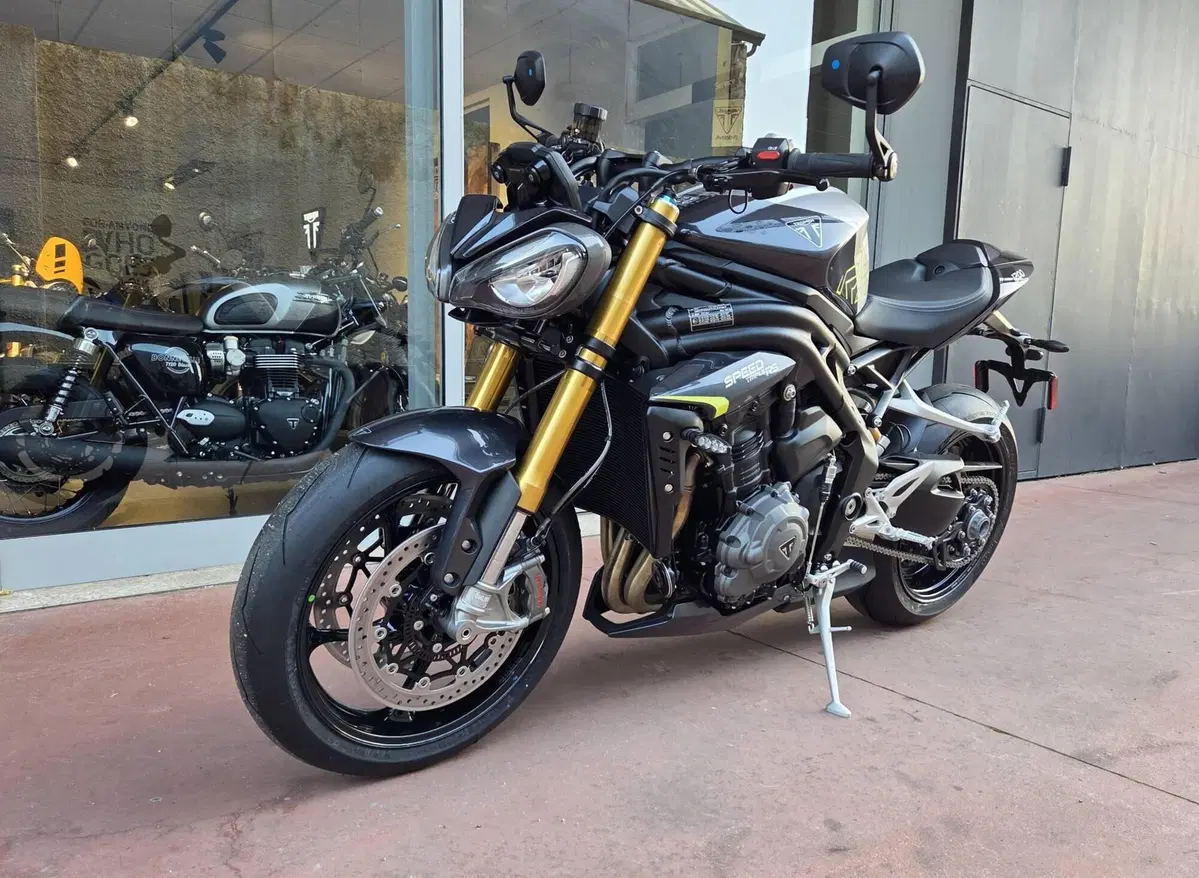 Triumph Speed Triple 1200 RS (2025 - 26) (13)