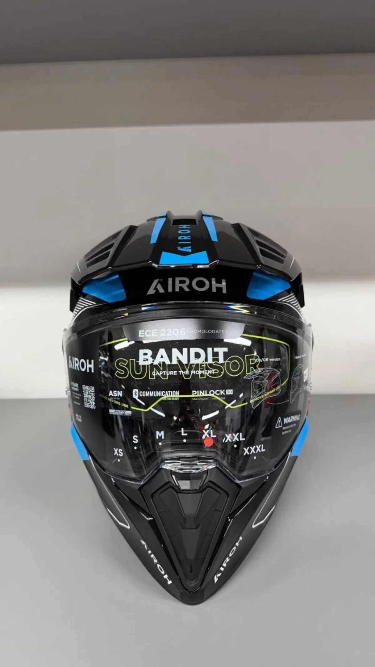 AIROH BANDIT TUNE BLU RED GLOSS