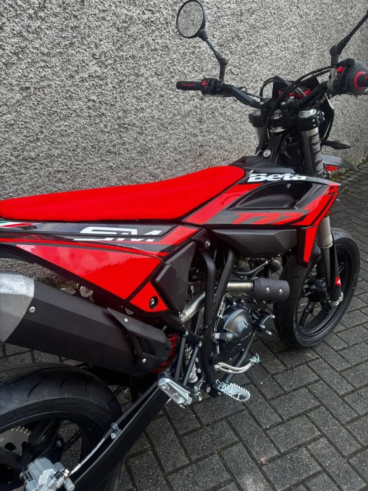 Betamotor RR 125 4T Motard T (2025 - 26) (5)