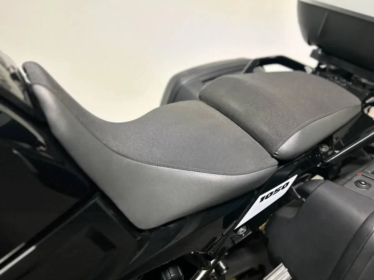 Suzuki V-Strom 1050XT (2020 - 23) (6)