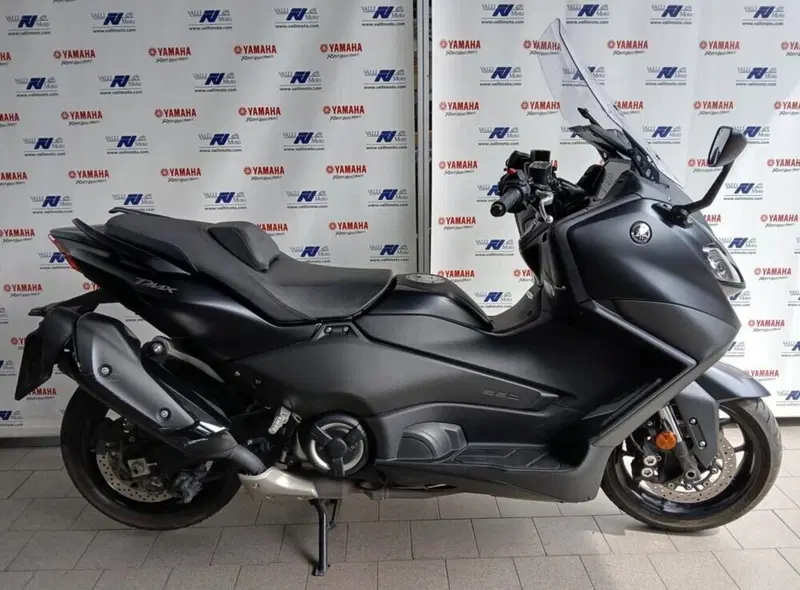 Yamaha T-Max 560 (2022 - 24)