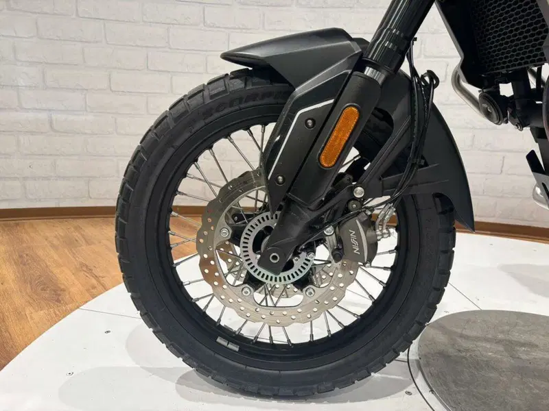 Voge Valico 650DSX (2021 - 24) (7)