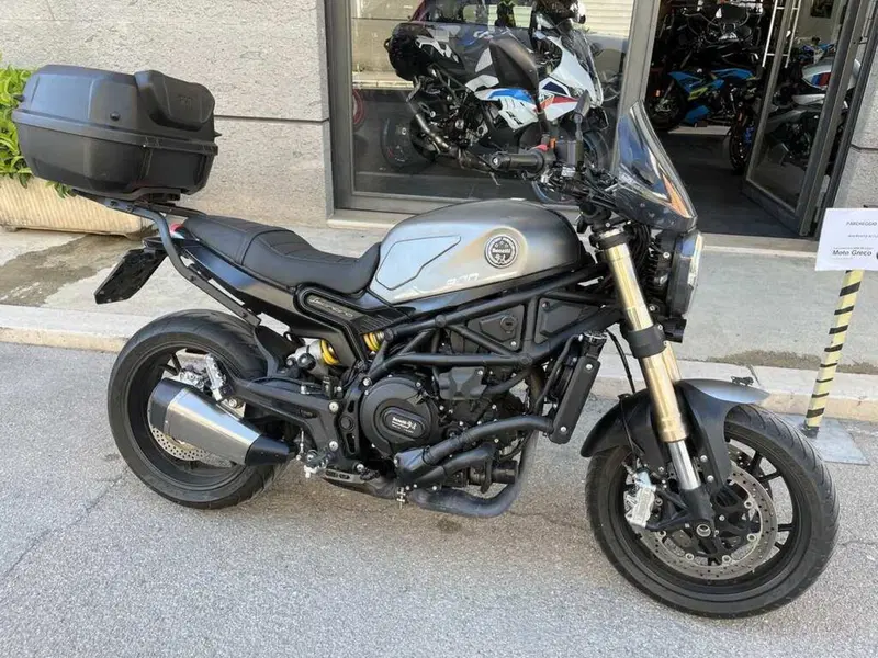 Benelli Leoncino 500 Trail (2021 - 26) (3)