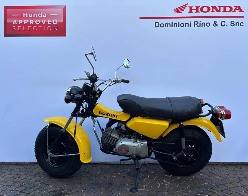Suzuki rv90 (2)