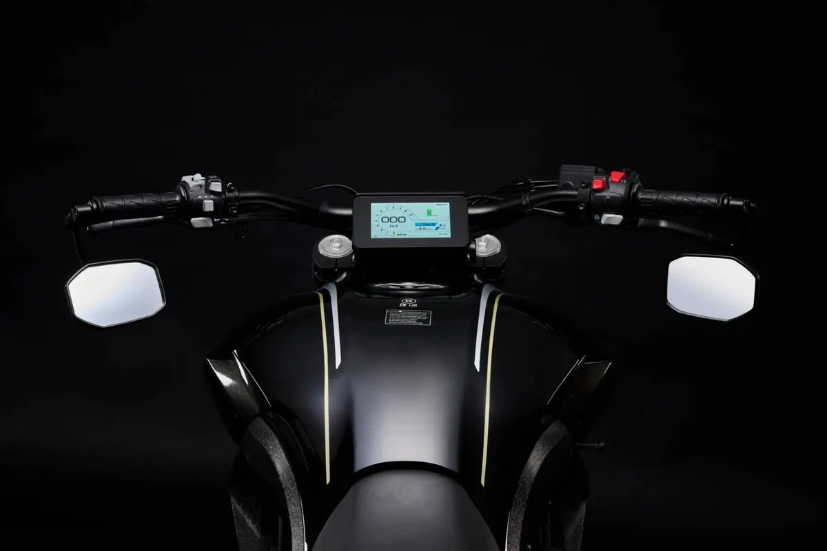 Benda Motorcycles LFC 700 (2024 - 26) (7)