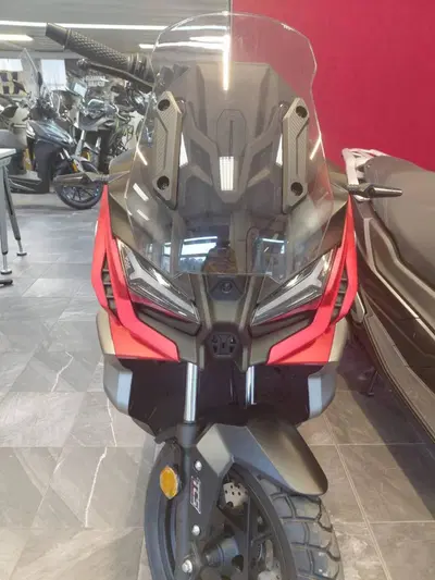 Voge Sfida SR1 ADV (2023 - 26) nuova