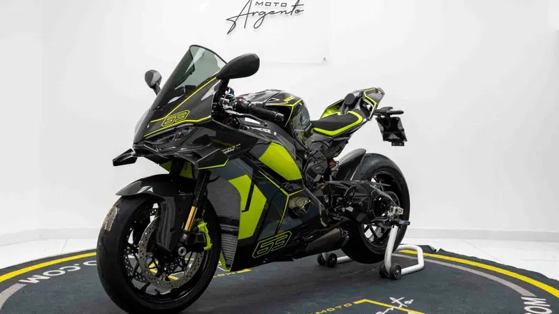 Ducati Panigale V4 Lamborghini (2026) (7)