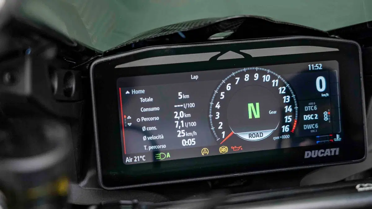 Ducati Panigale V4 Lamborghini (2026) (20)
