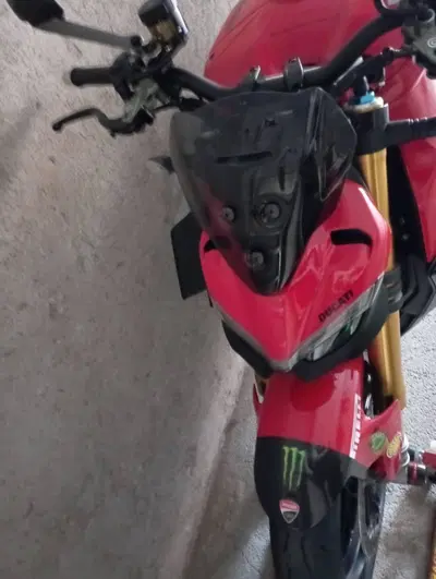Ducati Streetfighter V4 S (2023 - 24) usata