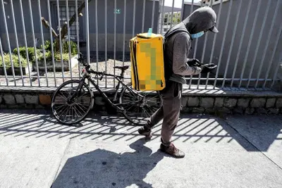 Rider con monopattino multato nel 2020: ora deve pagare 29mila euro per quattro sanzioni