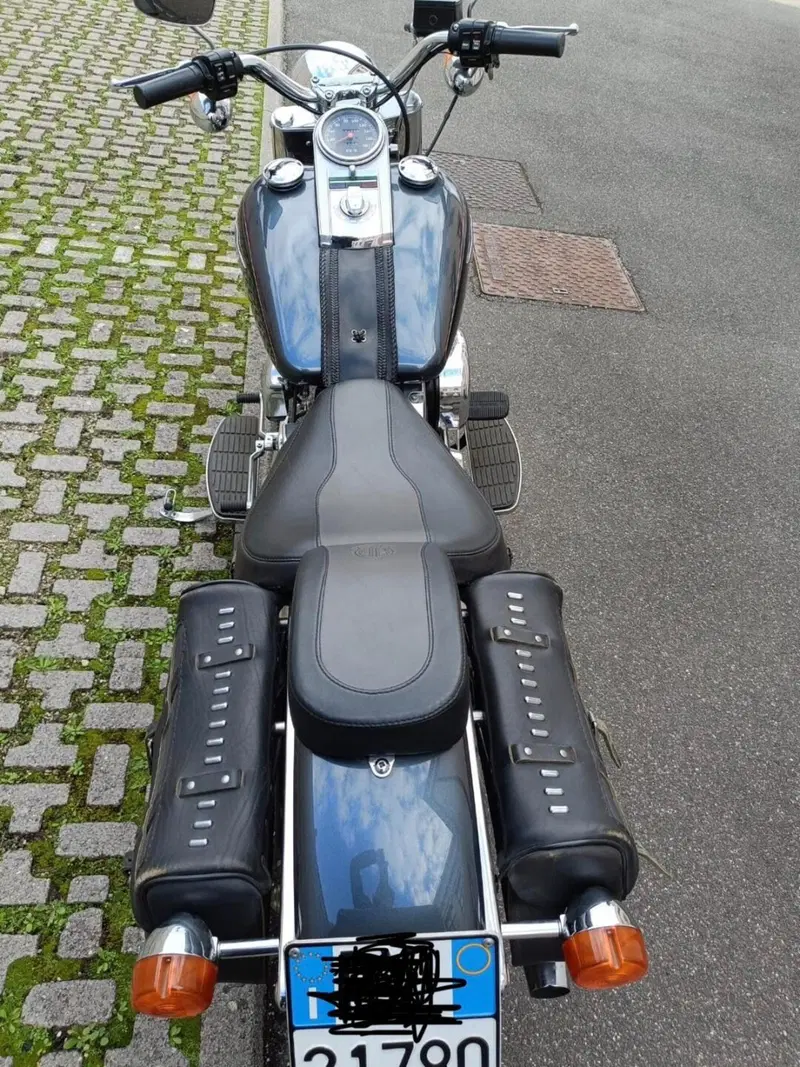 Harley-Davidson Heritage Softail Nostalgia (4)
