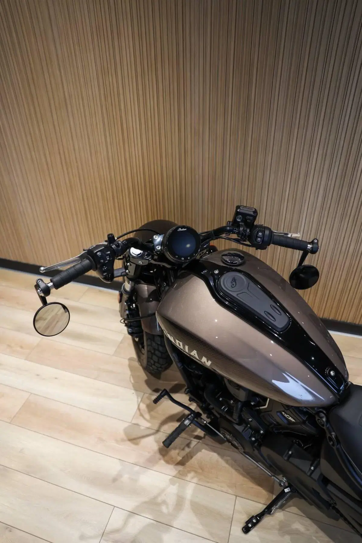 Indian Scout 1250 Bobber Limited + Tech (2025 - 26) (10)