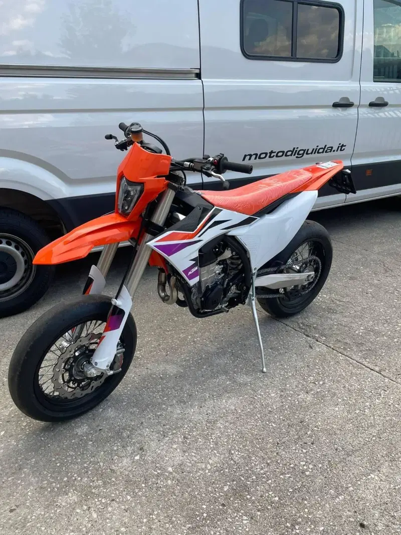 KTM 450 SMR (2025) (2)
