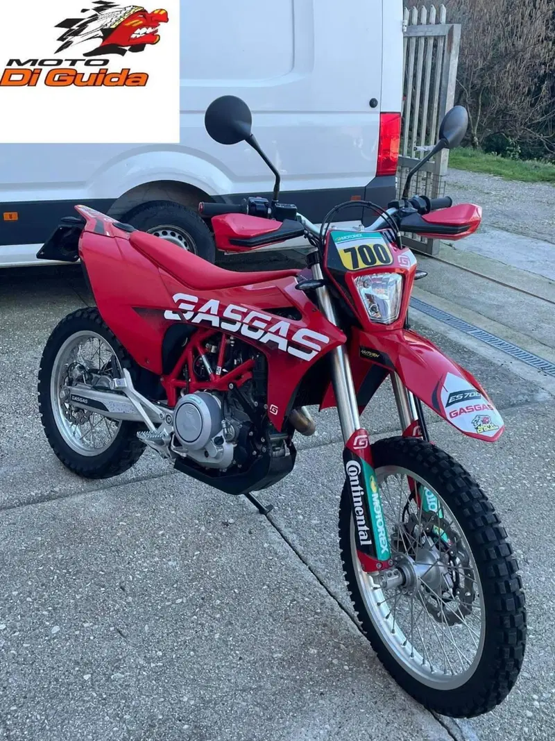 GASGAS ES 700 (2022 - 26)