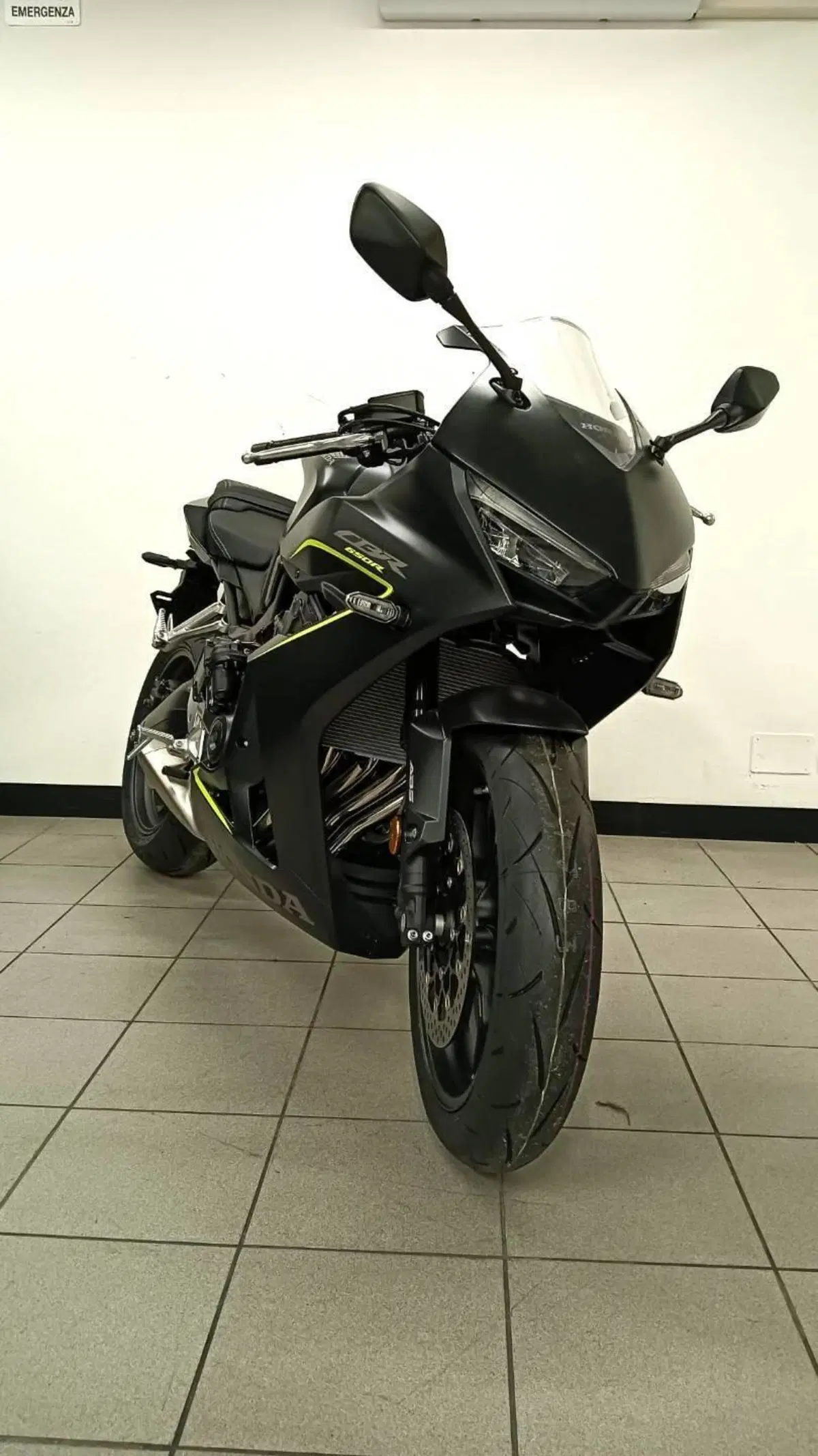 Honda CBR 650 R E-Clutch (2024 - 26) (7)