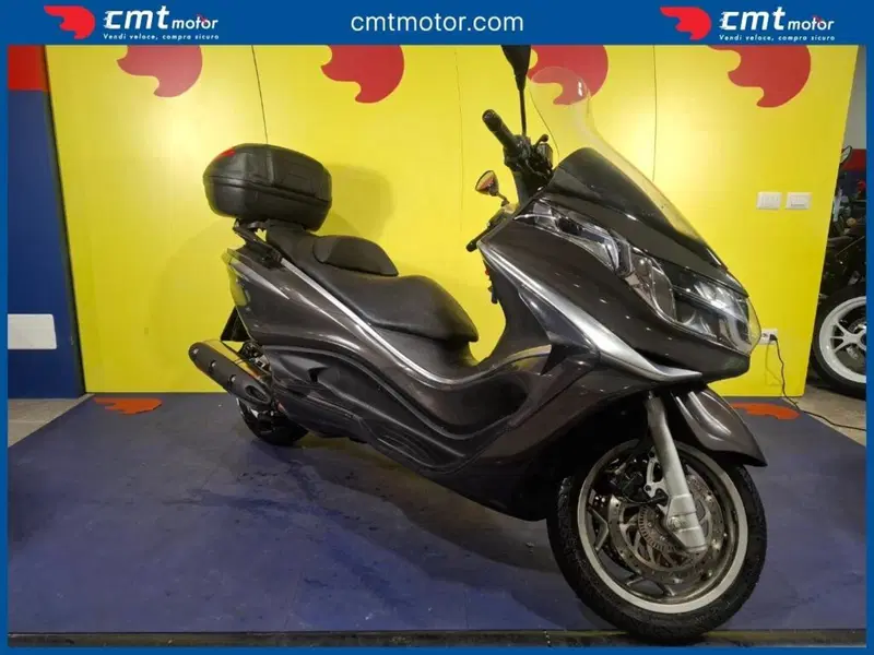 Piaggio X10 500 Executive (2011 - 17) (5)