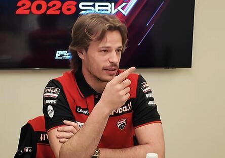 Bulega: Io in MotoGP? Spero di rientrare nella seconda ondata. Pecco? Fossi in lui non andrei in una Ducati privata [VIDEO]