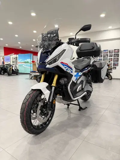 Honda X-ADV 750 Special Edition Travel (2026) nuova