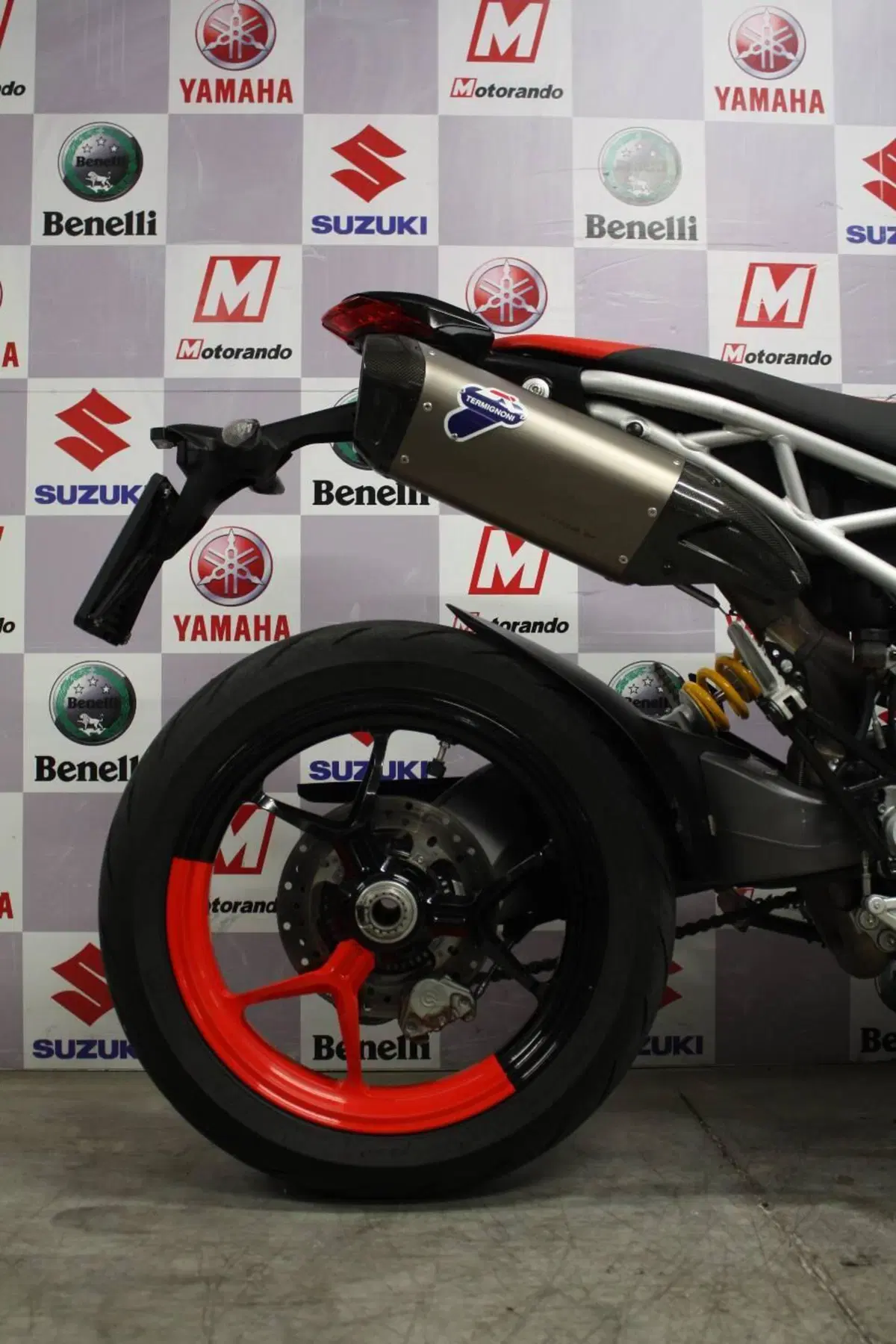 Ducati Hypermotard 950 RVE (2022 - 25) (4)